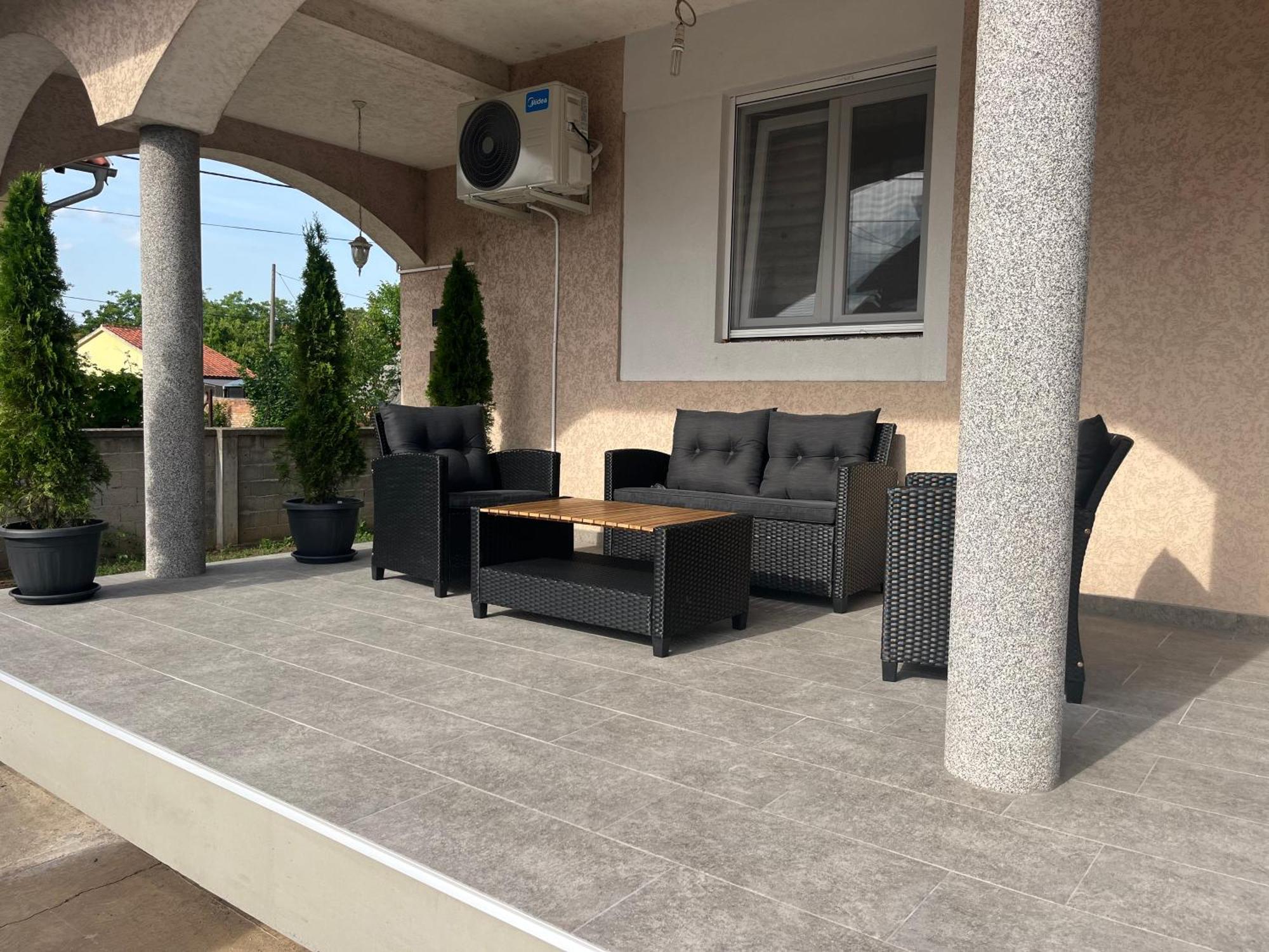 Beoair Apartments Surčin エクステリア 写真