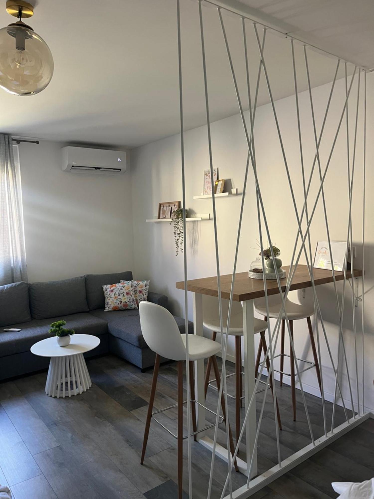 Beoair Apartments Surčin エクステリア 写真